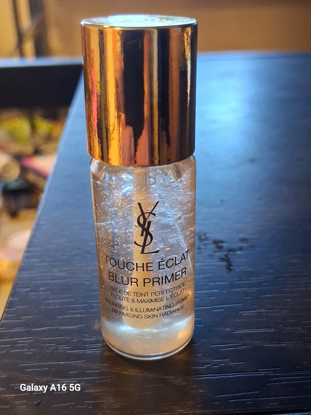 YSL Touche Éclat Blur Primer - Illuminating Clear